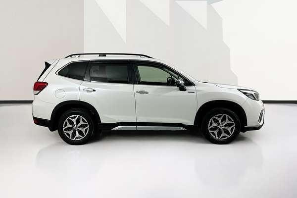2021 Subaru FORESTER HYBRID L (AWD) MY21
