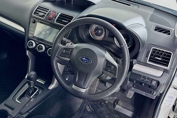 2015 Subaru Forester 2.5i-L S4