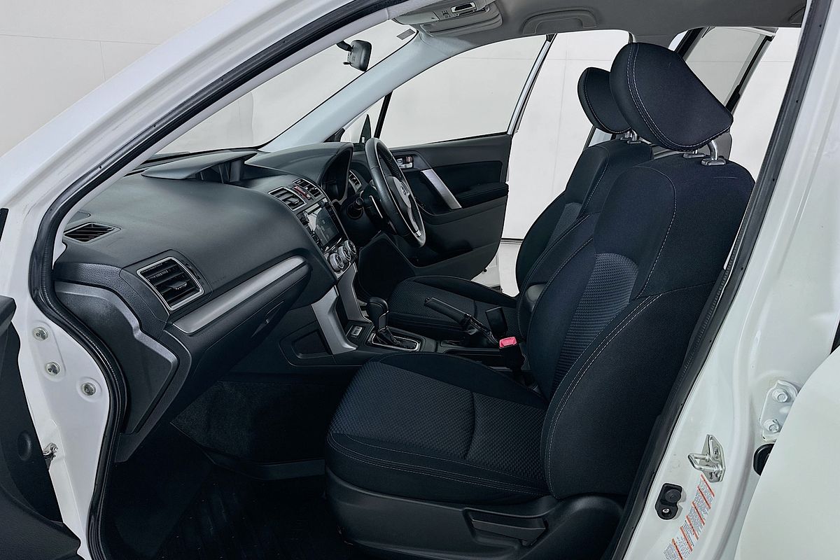 2015 Subaru Forester 2.5i-L S4