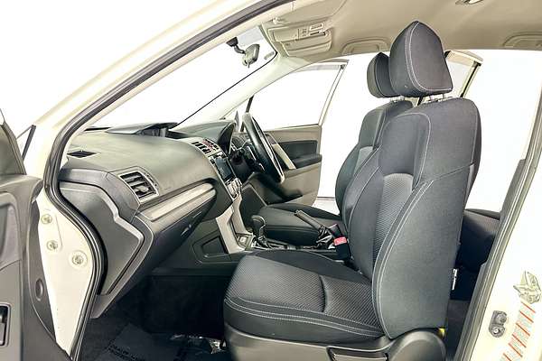 2015 Subaru FORESTER 2.0D-L MY15