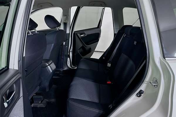2015 Subaru Forester 2.5i-L S4