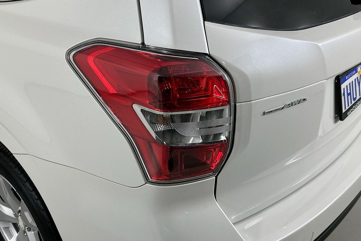 2015 Subaru Forester 2.5i-L S4