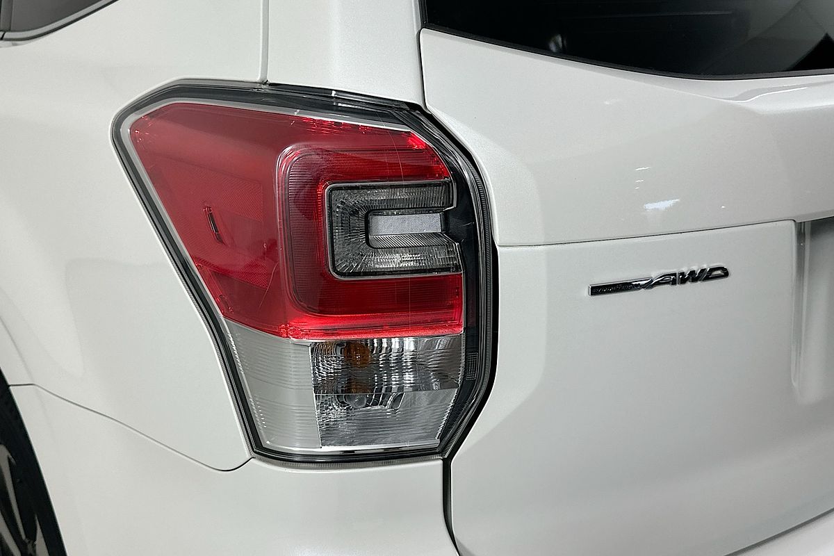 2016 Subaru FORESTER 2.5i-L MY16