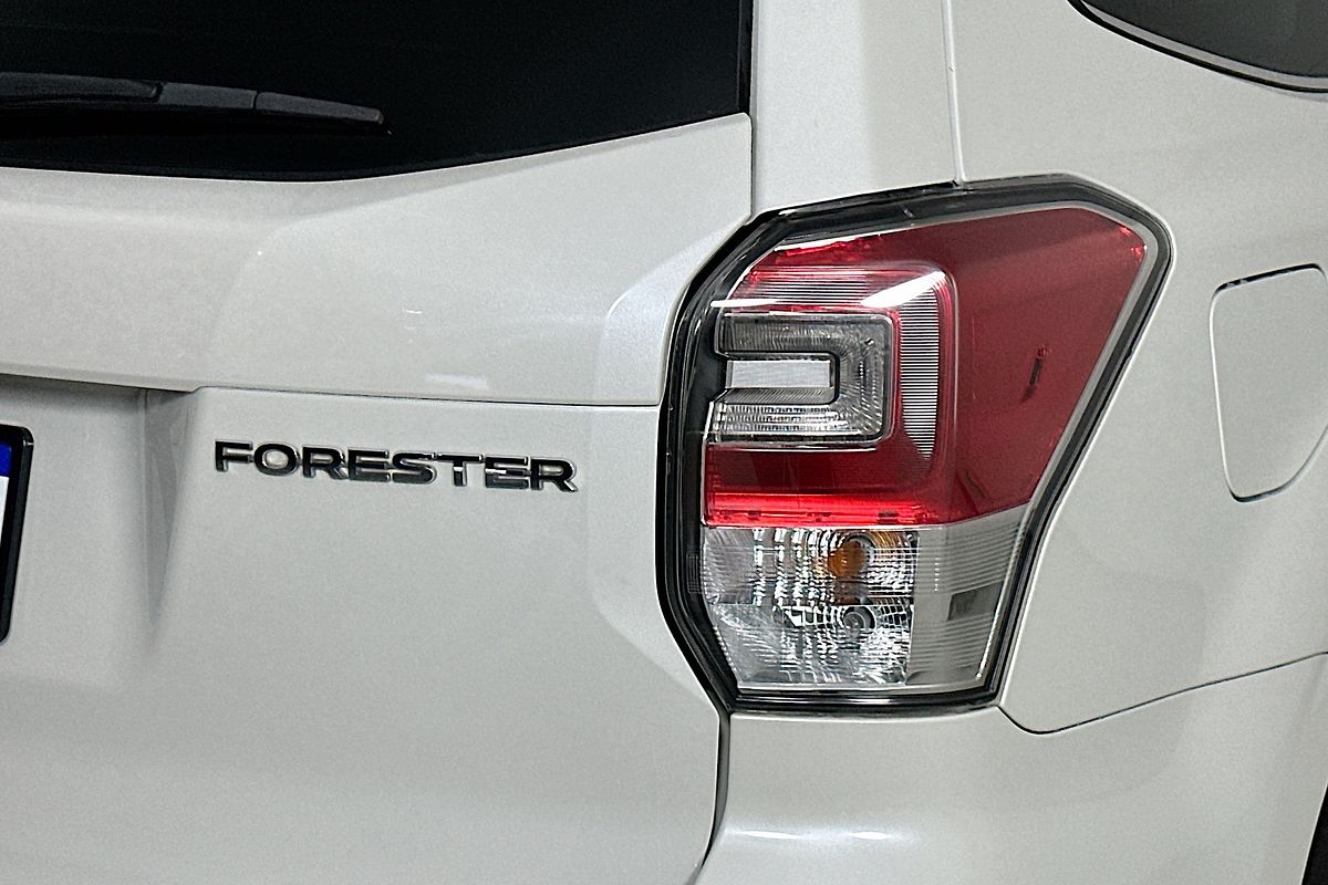2016 Subaru FORESTER 2.5i-L MY16