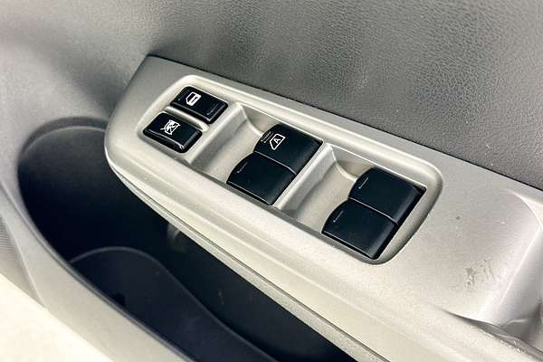 2010 Subaru IMPREZA R (AWD) MY10