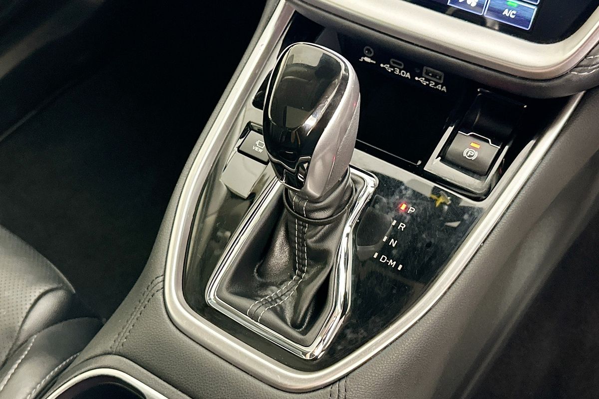 2023 Subaru OUTBACK AWD TOURING MY23