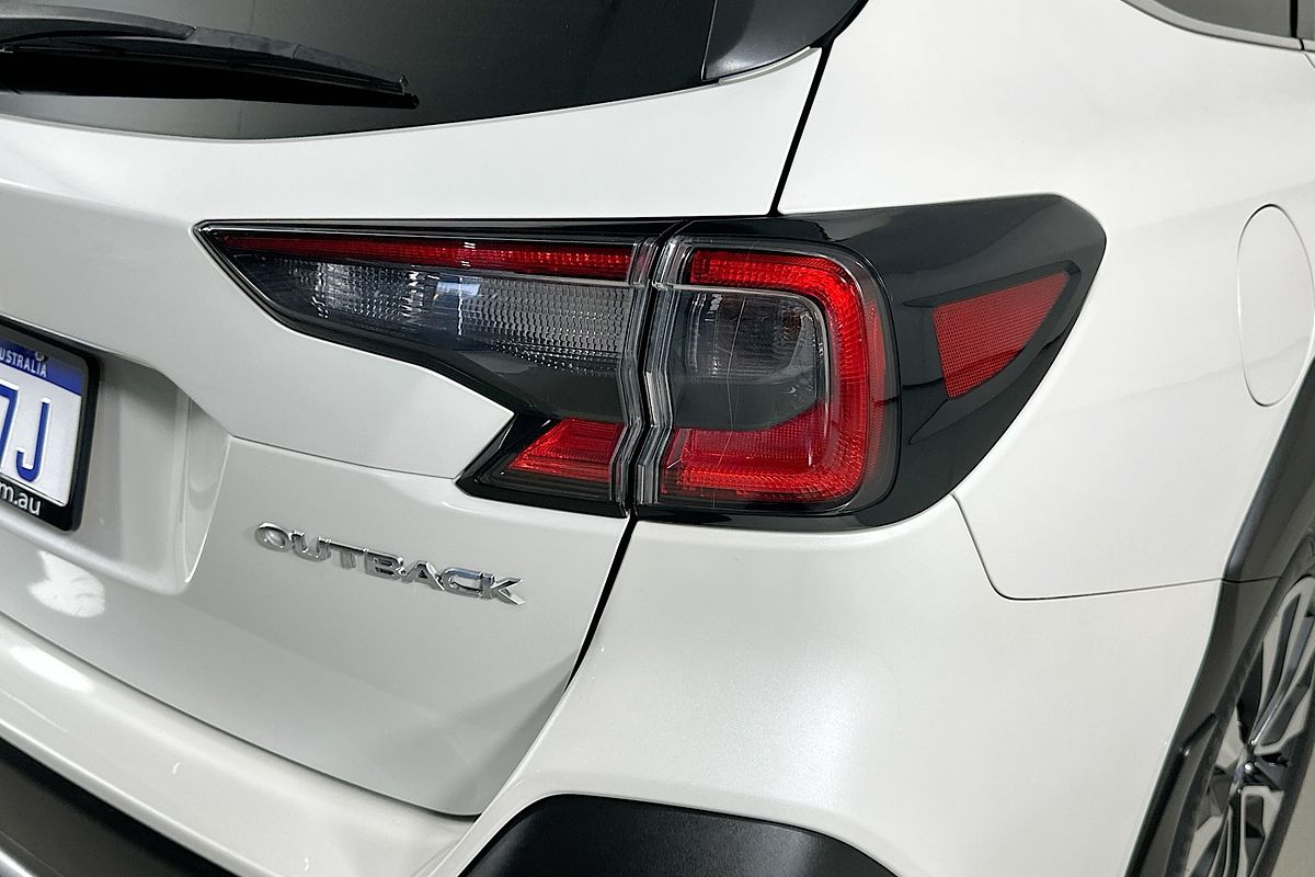 2023 Subaru OUTBACK AWD TOURING MY23