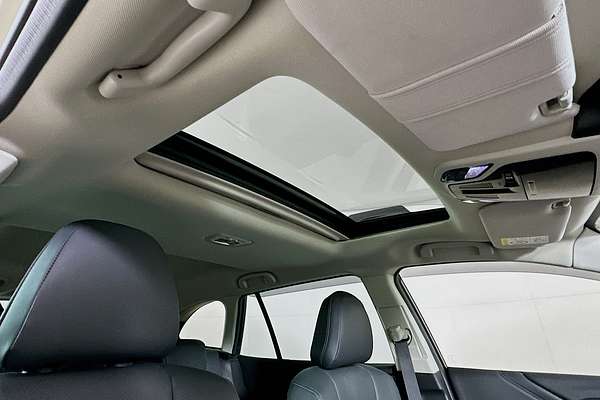 2022 Subaru OUTBACK AWD TOURING MY22