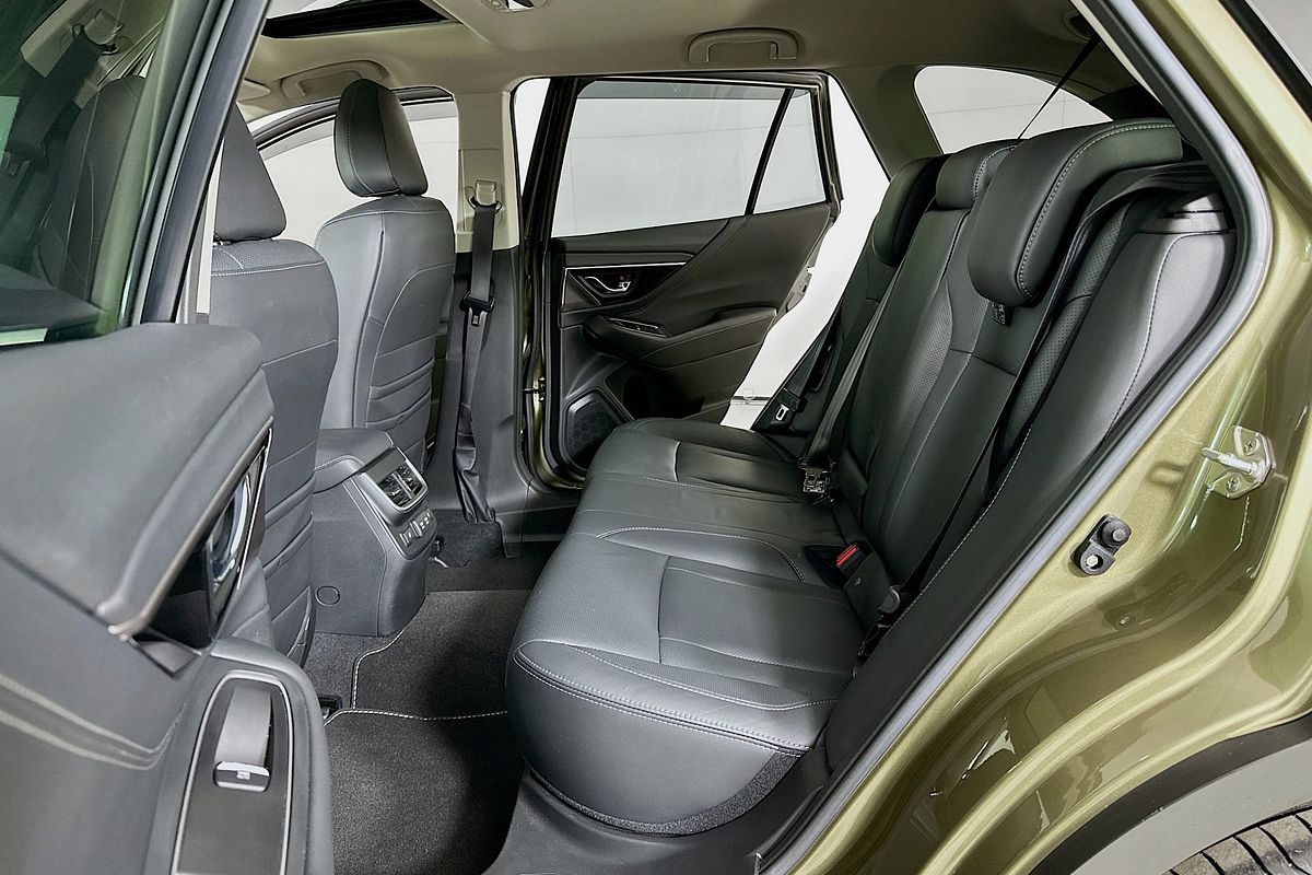 2022 Subaru OUTBACK AWD TOURING MY22