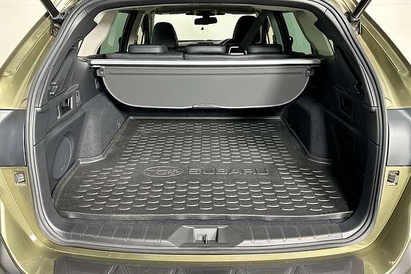 2022 Subaru OUTBACK AWD TOURING MY22