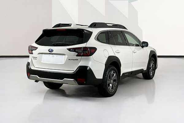 2021 Subaru OUTBACK AWD MY21