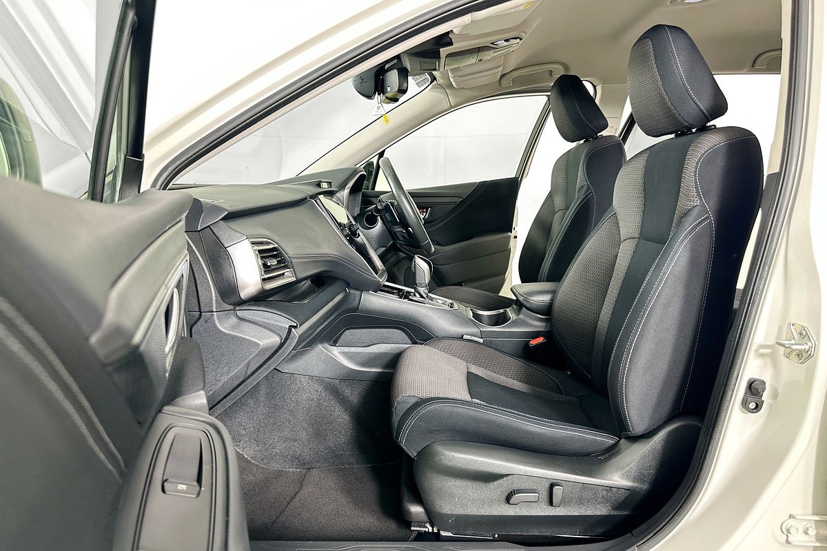 2021 Subaru OUTBACK AWD MY21