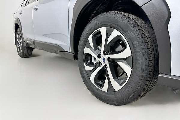 2021 Subaru OUTBACK AWD TOURING MY21