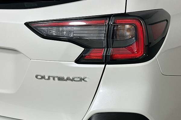 2021 Subaru OUTBACK AWD MY21