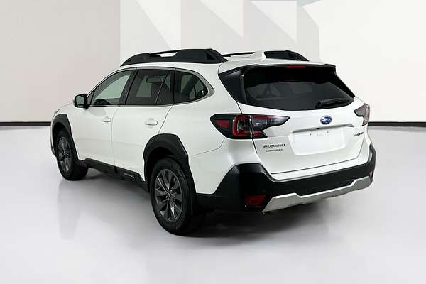 2024 Subaru OUTBACK AWD MY24