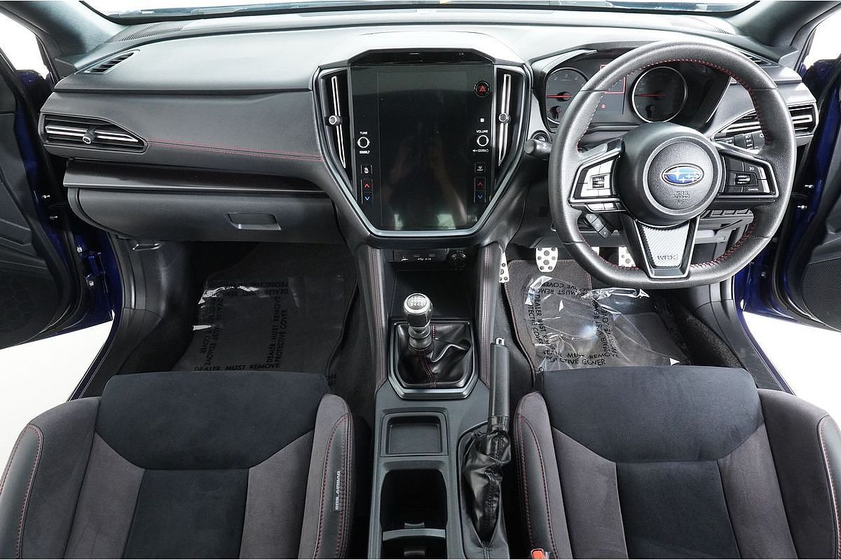 Vehicle photo 9