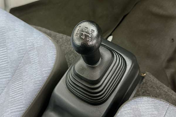 2002 Suzuki Carry TRUCK (4x4)  4X4
