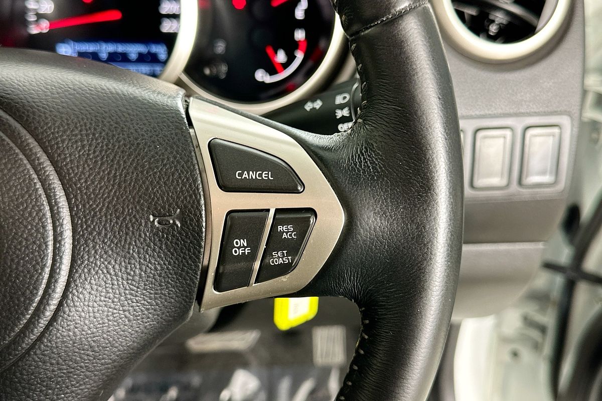 2015 Suzuki GRAND VITARA NAVIGATOR (4x2) JB MY15