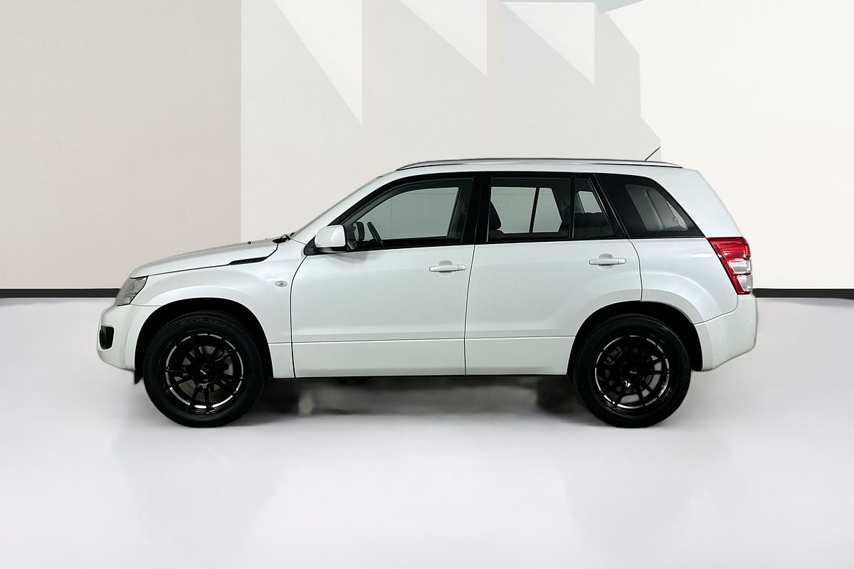 2015 Suzuki GRAND VITARA NAVIGATOR (4x2) JB MY15