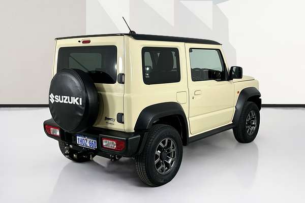 2022 Suzuki Jimny GLX GJ