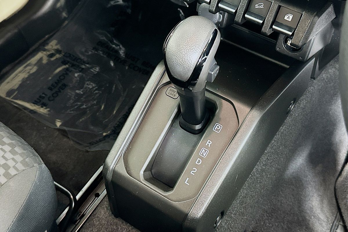 2022 Suzuki Jimny GLX GJ