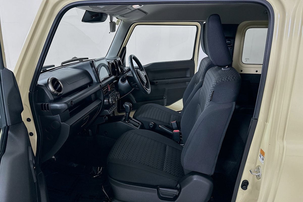 2022 Suzuki Jimny GLX GJ
