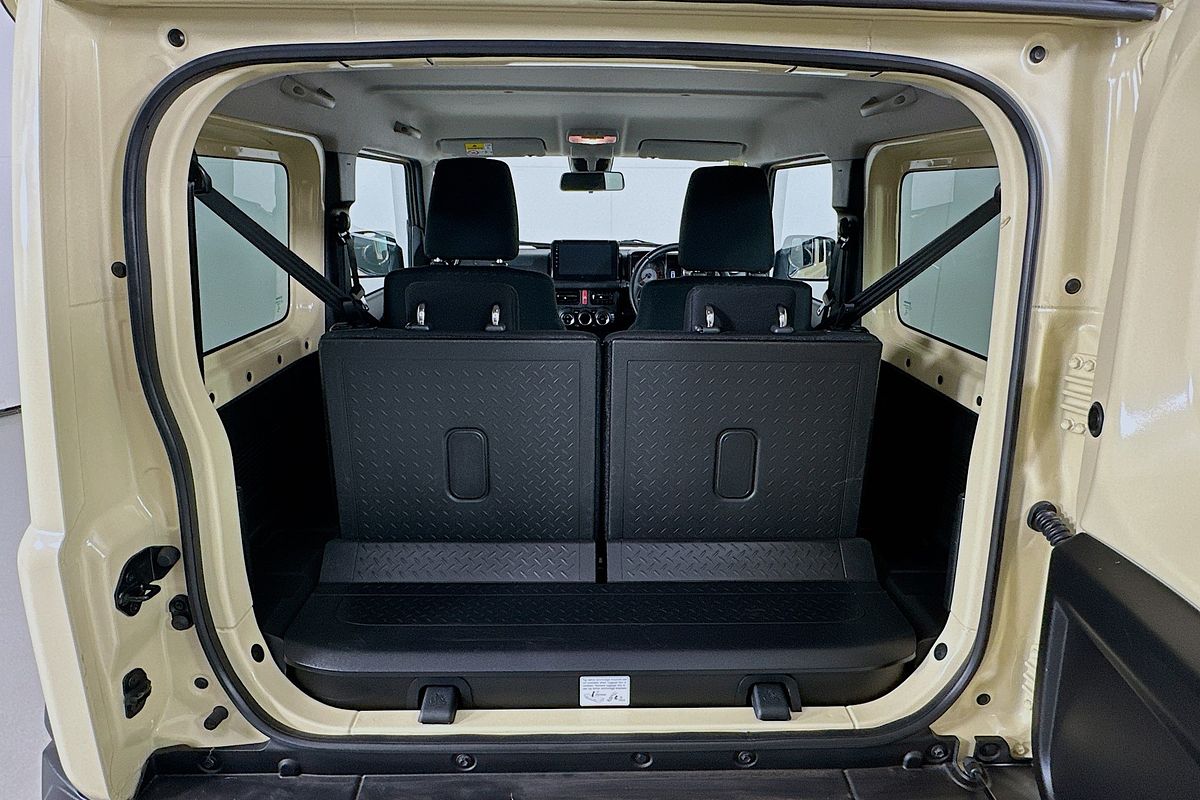 2022 Suzuki Jimny GLX GJ