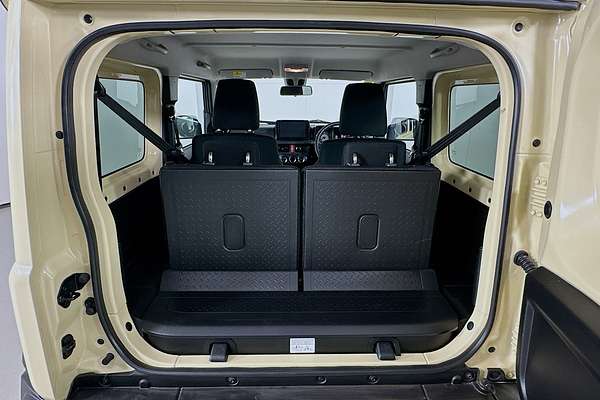 2022 Suzuki Jimny GLX GJ