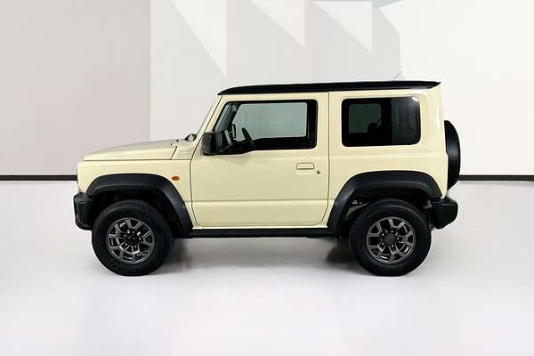 2022 Suzuki Jimny GLX GJ