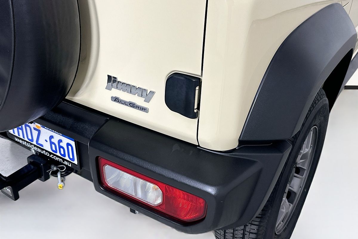 2022 Suzuki Jimny GLX GJ