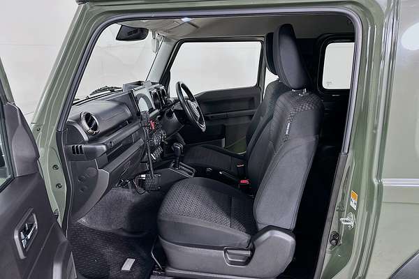2022 Suzuki JIMNY GLX (QLD)