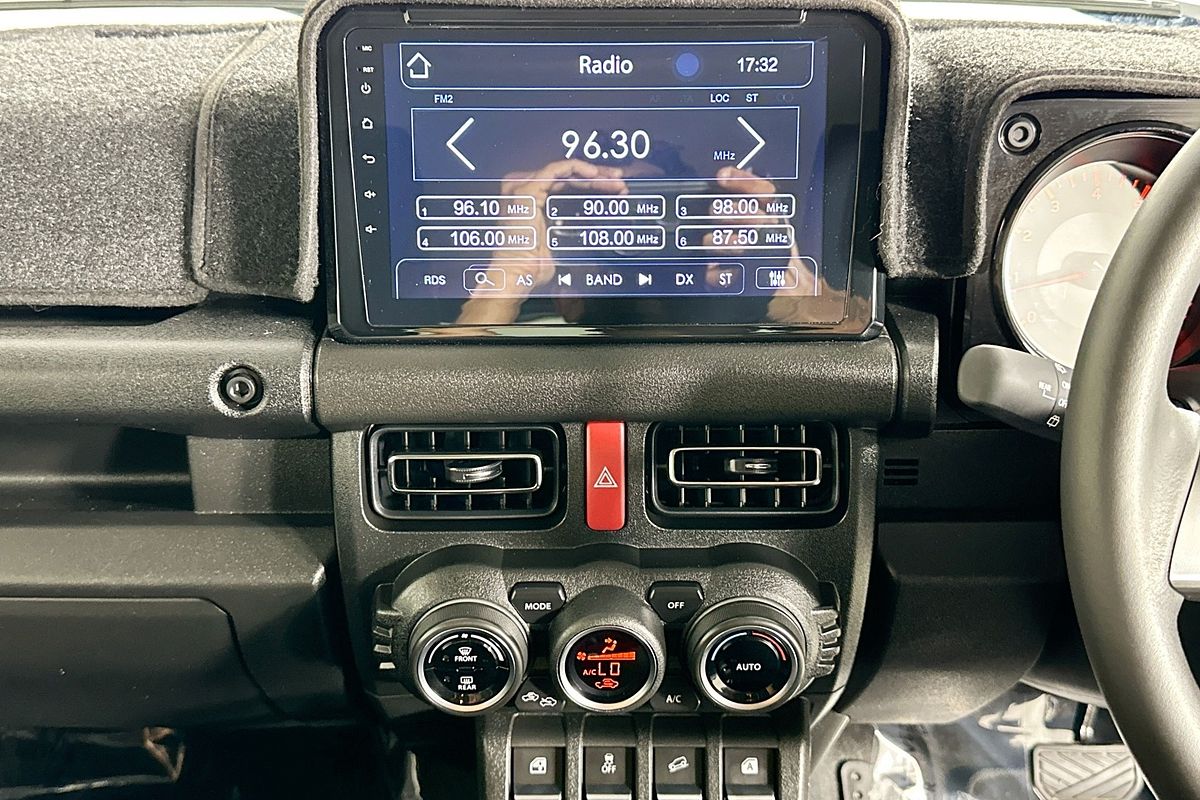 2022 Suzuki Jimny GLX GJ