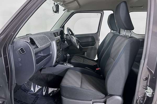 2014 Suzuki Jimny SIERRA (4x4)