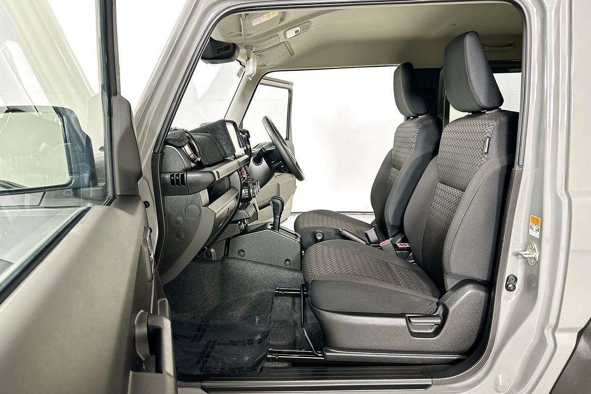 2022 Suzuki Jimny GLX GJ