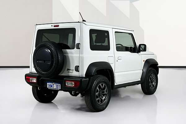 2022 Suzuki Jimny GLX GJ