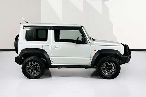 2022 Suzuki Jimny GLX GJ