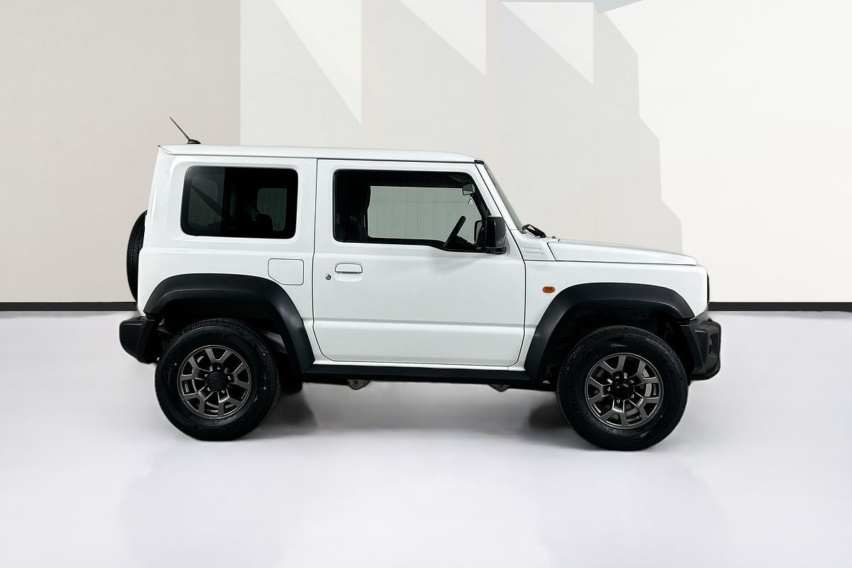 2022 Suzuki Jimny GLX GJ