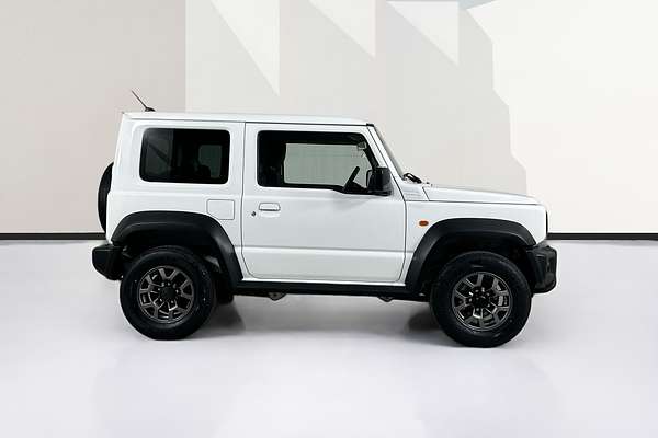 2022 Suzuki Jimny GLX GJ