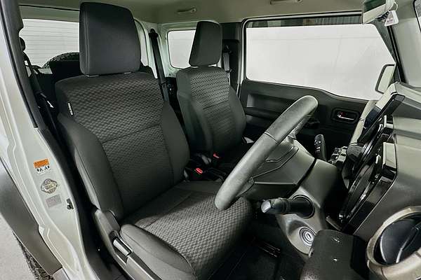 2022 Suzuki Jimny GLX GJ