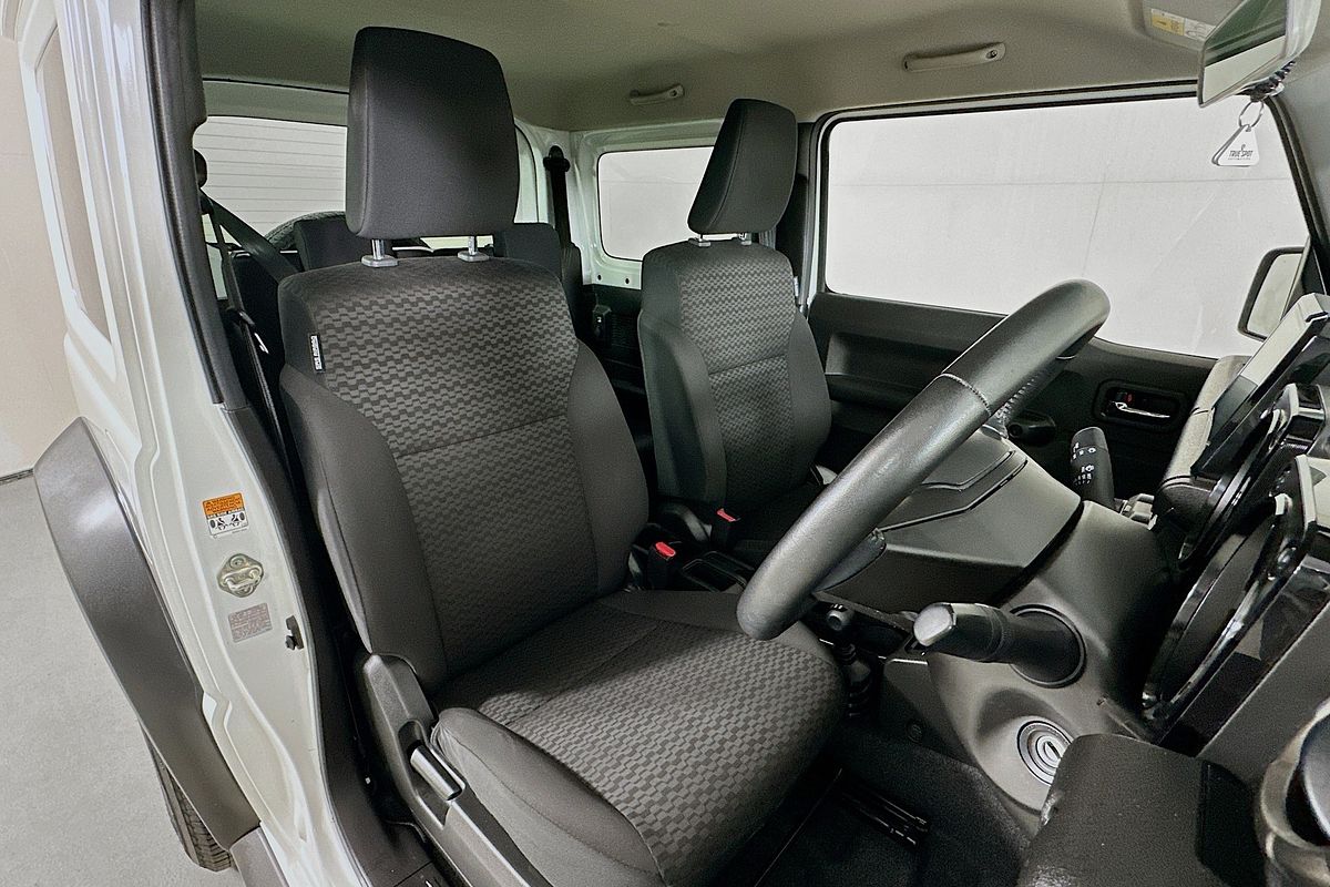 2022 Suzuki Jimny GLX GJ