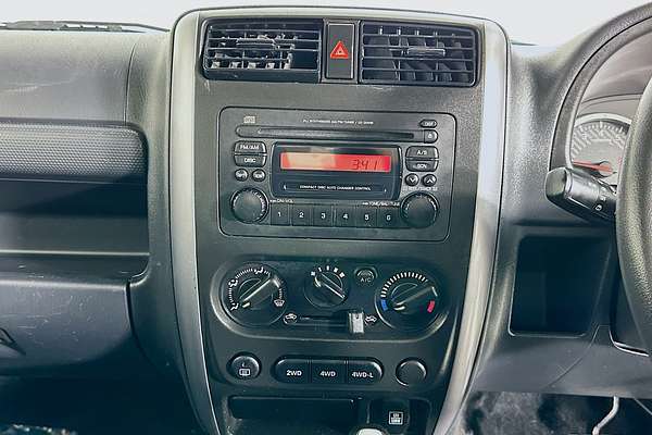 2015 Suzuki Jimny  MY15
