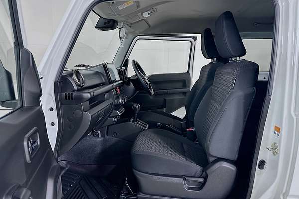 2022 Suzuki Jimny GLX GJ
