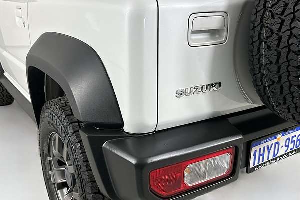 2022 Suzuki Jimny GLX GJ