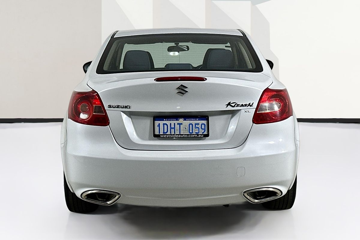2010 Suzuki KIZASHI XL FR
