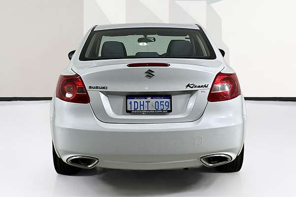 2010 Suzuki KIZASHI XL FR