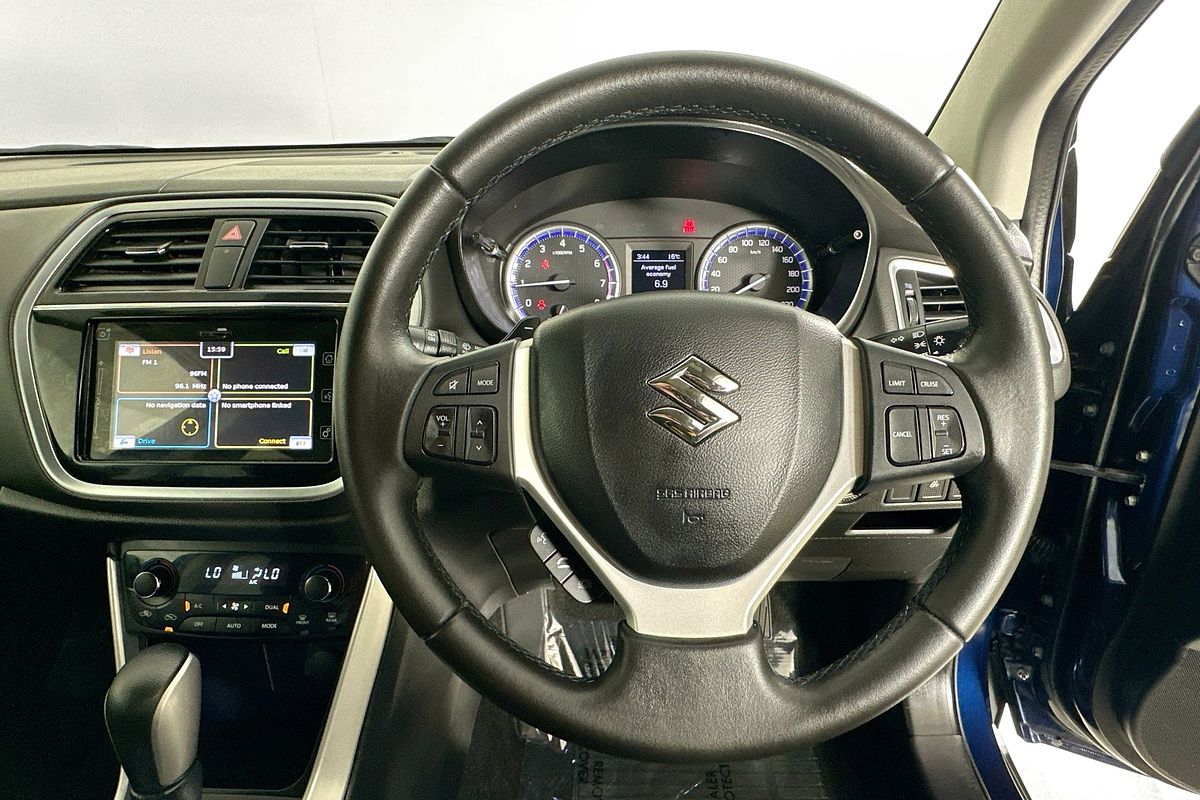 2019 Suzuki S-CROSS TURBO (2WD)