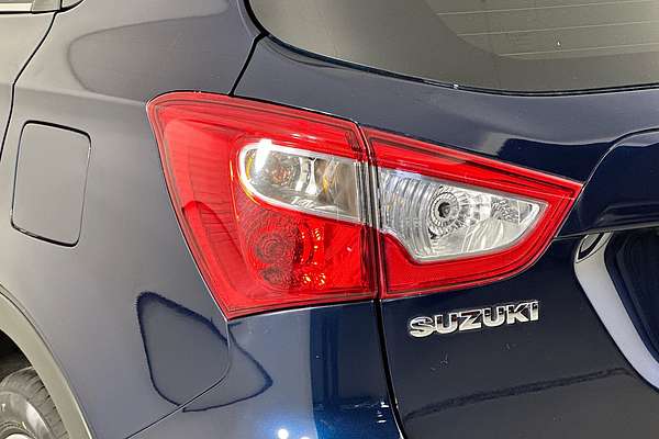 2019 Suzuki S-CROSS TURBO (2WD)