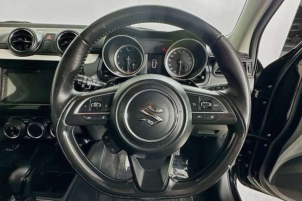 2017 Suzuki SWIFT GLX TURBO AL