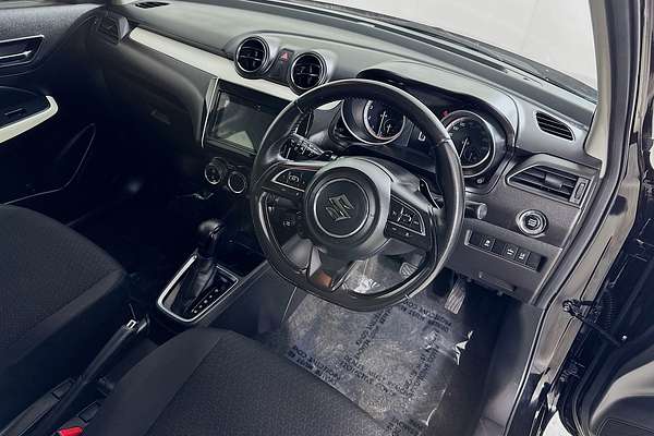 2017 Suzuki SWIFT GLX TURBO AL
