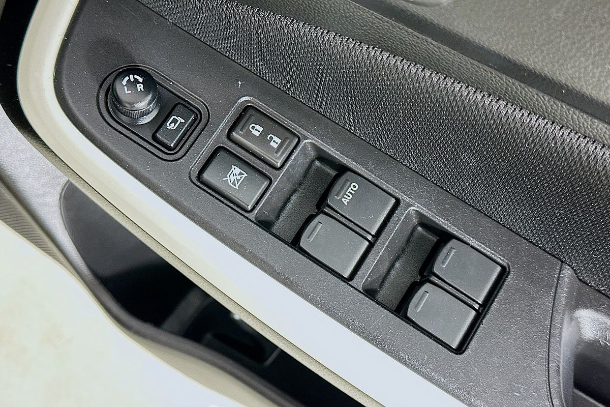 2017 Suzuki SWIFT GLX TURBO AL